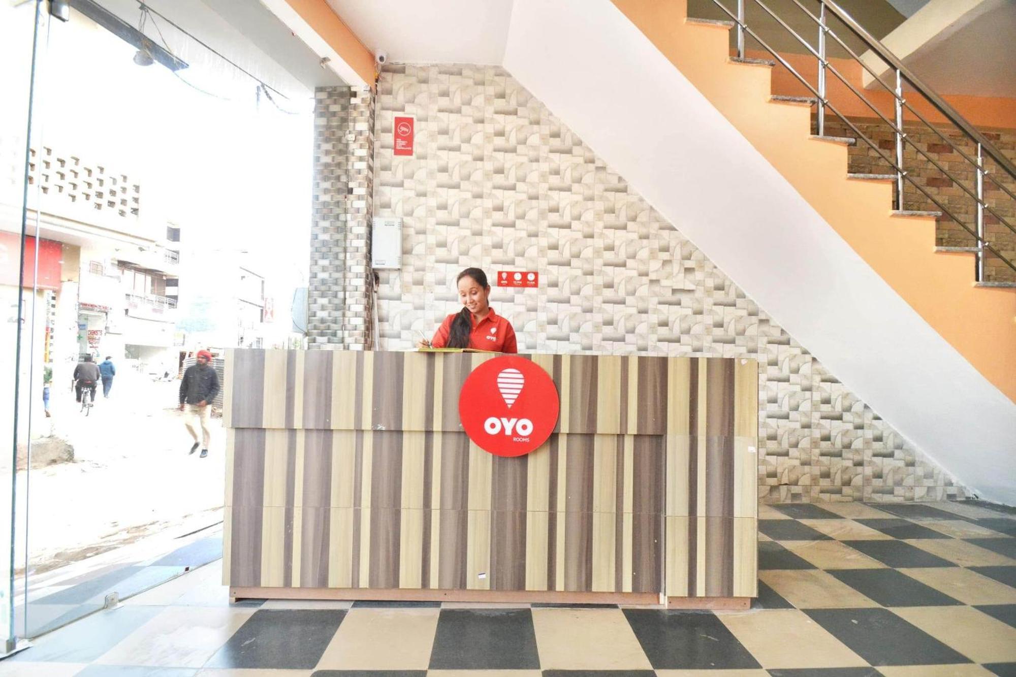 Hotel O Galaxy Chandigarh Exterior photo